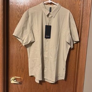 Mens Lululemon shirt sleeve men’s shirt